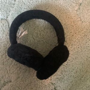 Black ugg ear muffs